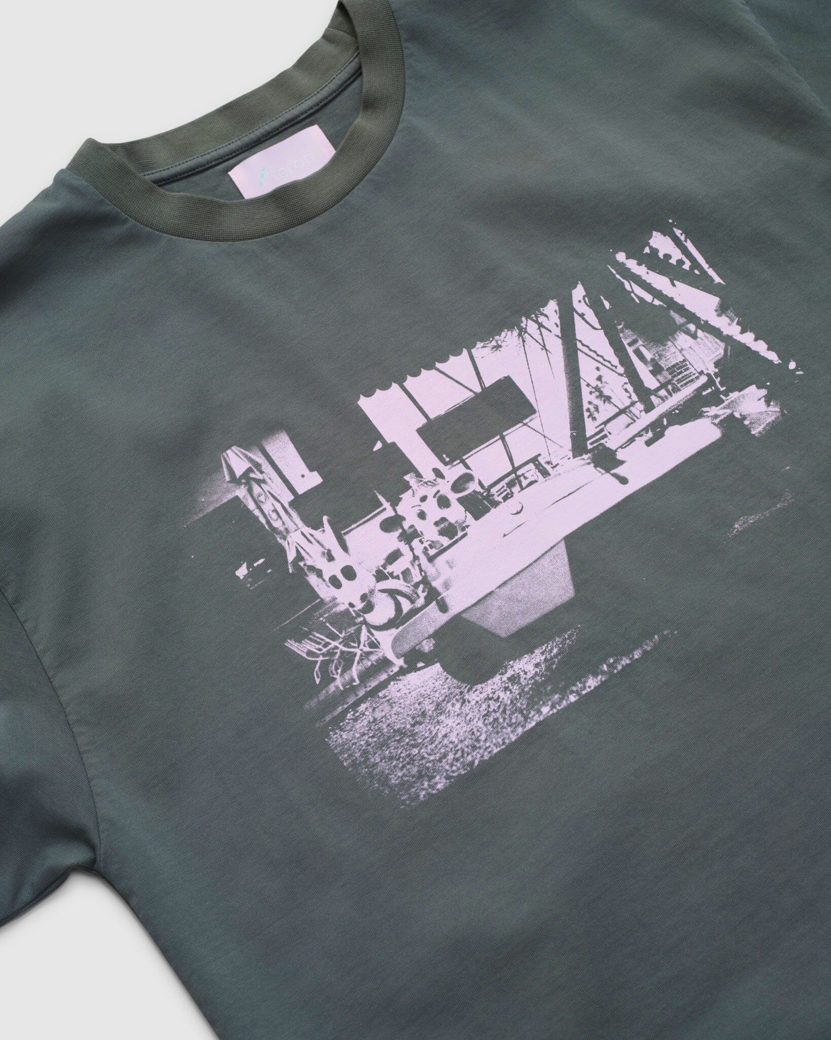 Pteron Studio Box Tee Szentendre - Dark Grey T-shirt PTERON 