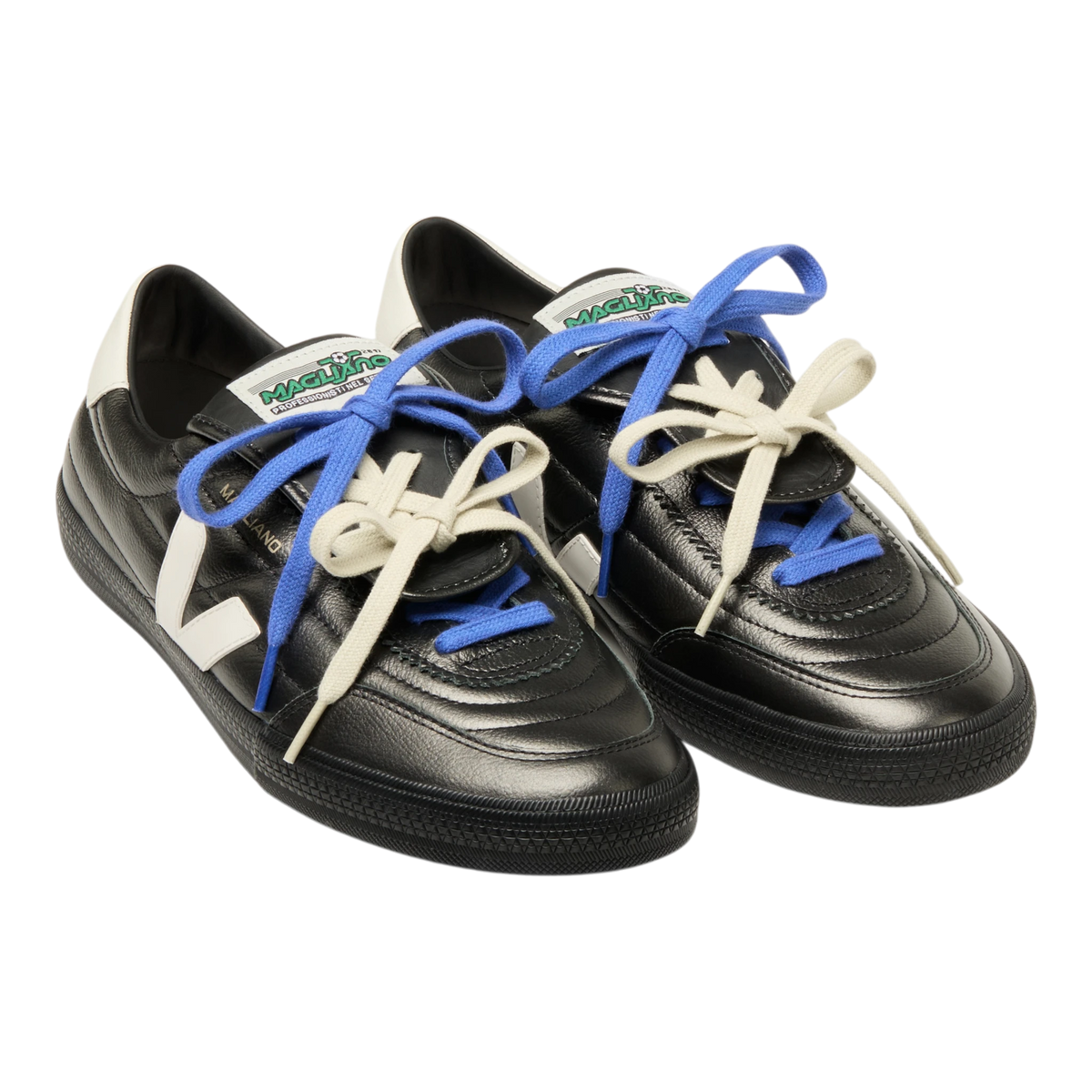 Veja - Panenka (Veja X Magliano) - Titanium angle product image