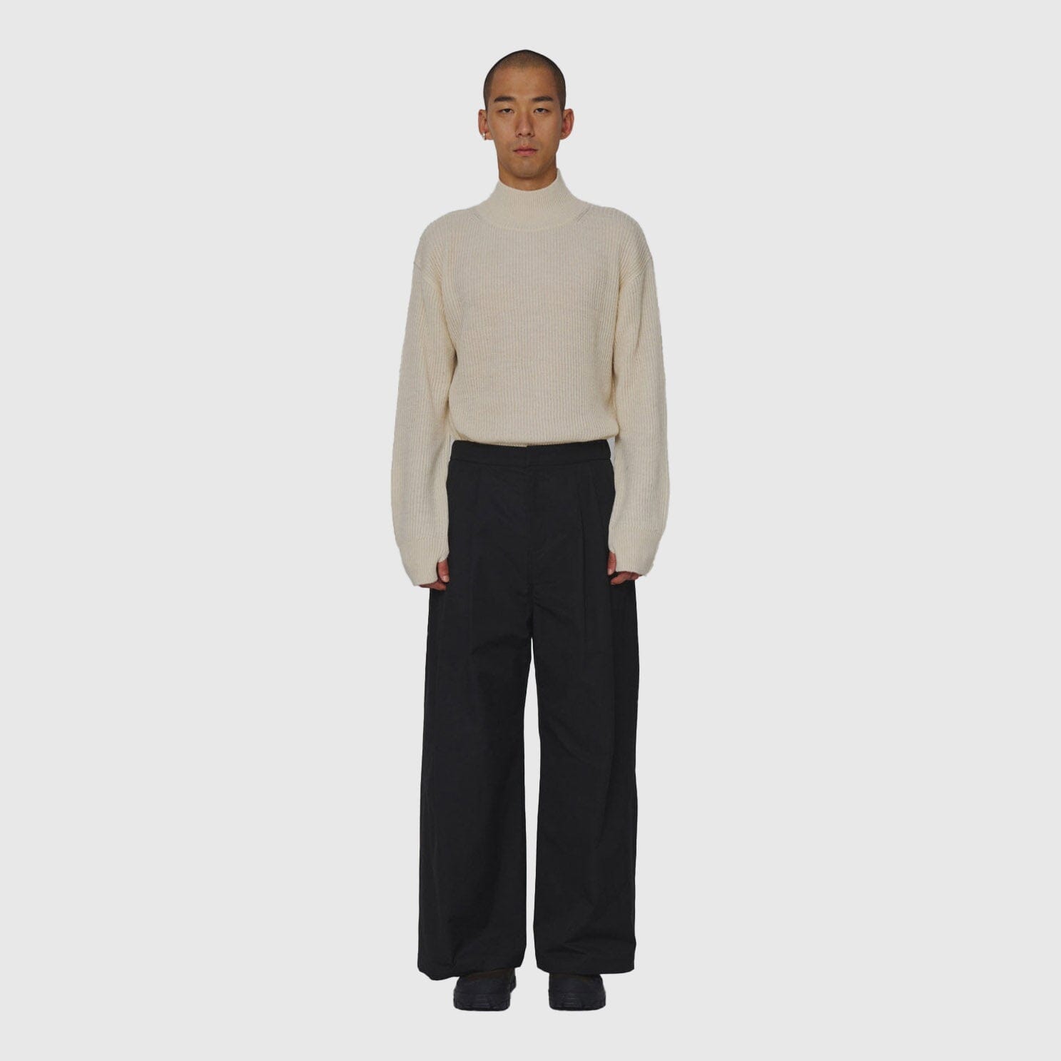 Amomento Nylon Two Tuck Wide Pants - Black Pants Amomento 