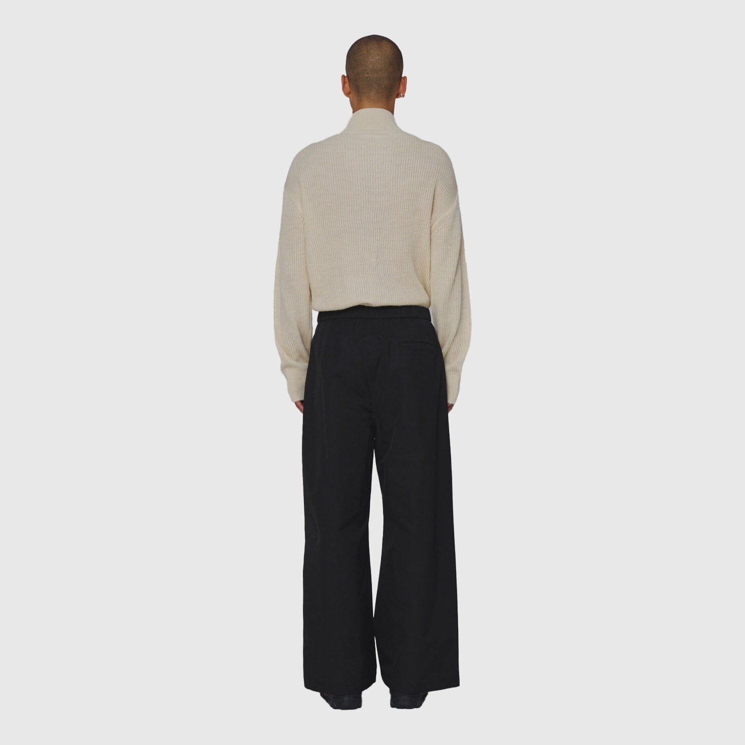 Amomento Nylon Two Tuck Wide Pants - Black Pants Amomento 