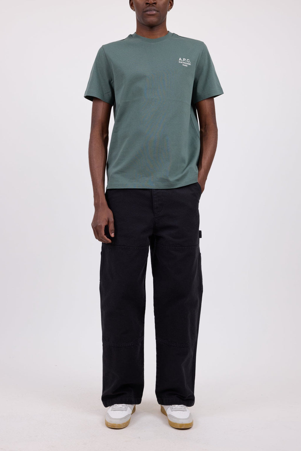 A.P.C. - T-Shirt Standard Rue Madame - Vert Grisé / Blanc T-skjorte A.P.C. 