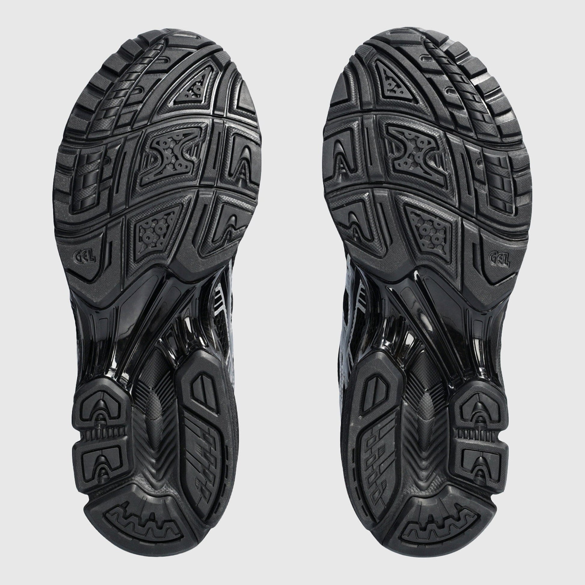 Asics Gel-Kayano 14 - Black / Pure Silver Sneakers Asics 