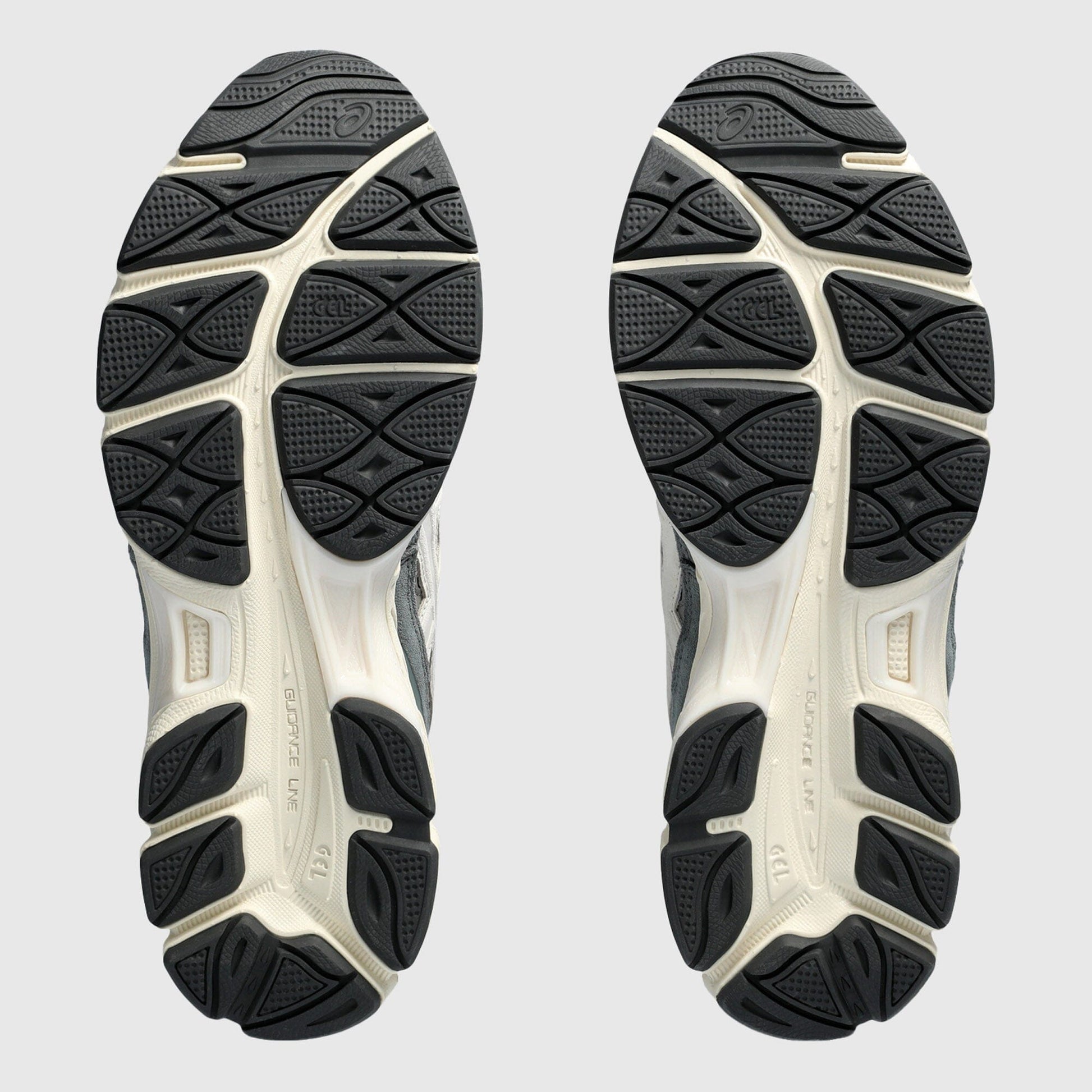 Asics Gel-NYC - Graphite Grey / Smoke Grey Sneakers Asics 