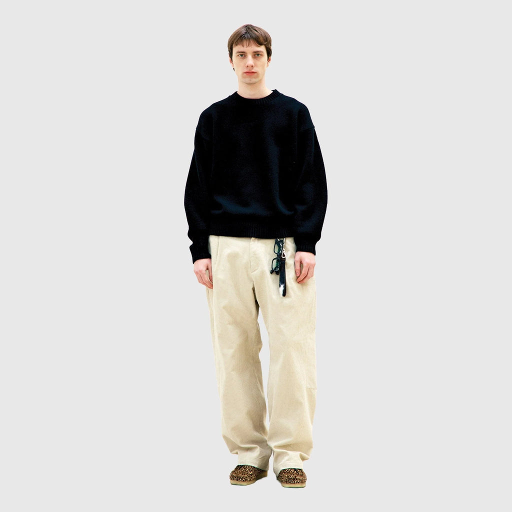 Coor - Wool Cropped Crewneck Sweater - Black angle product image