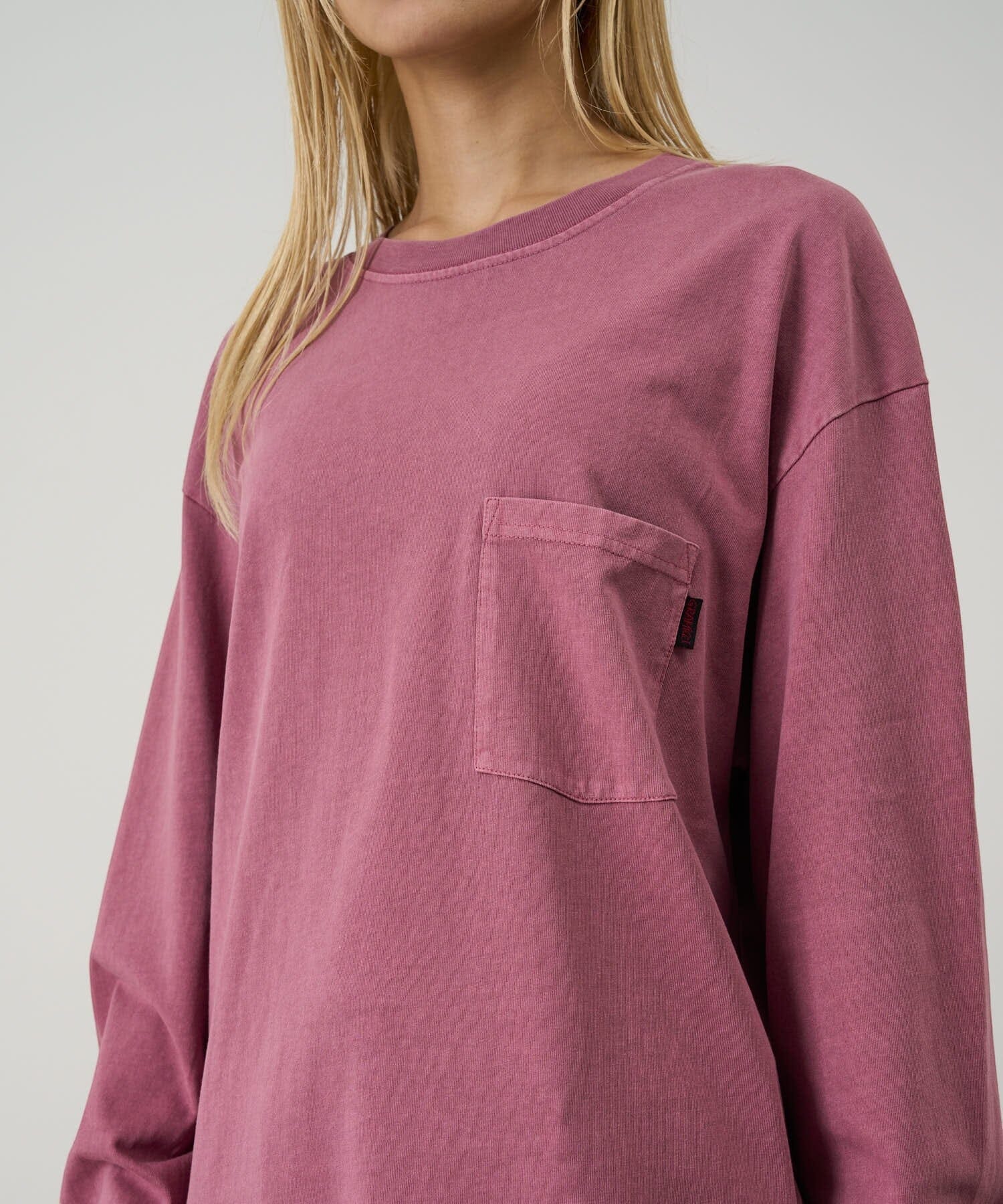 Gramicci Tee L/S Pocket Pigment Dyed - Red Pigment Longsleeve Gramicci 