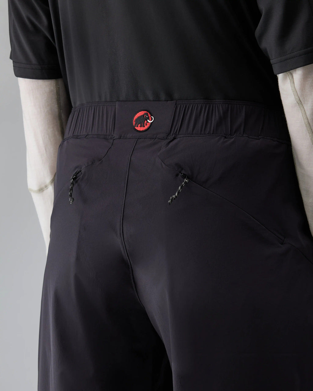 Hiking Patrol x Mammut Light Pants - Black Pants Mammut 