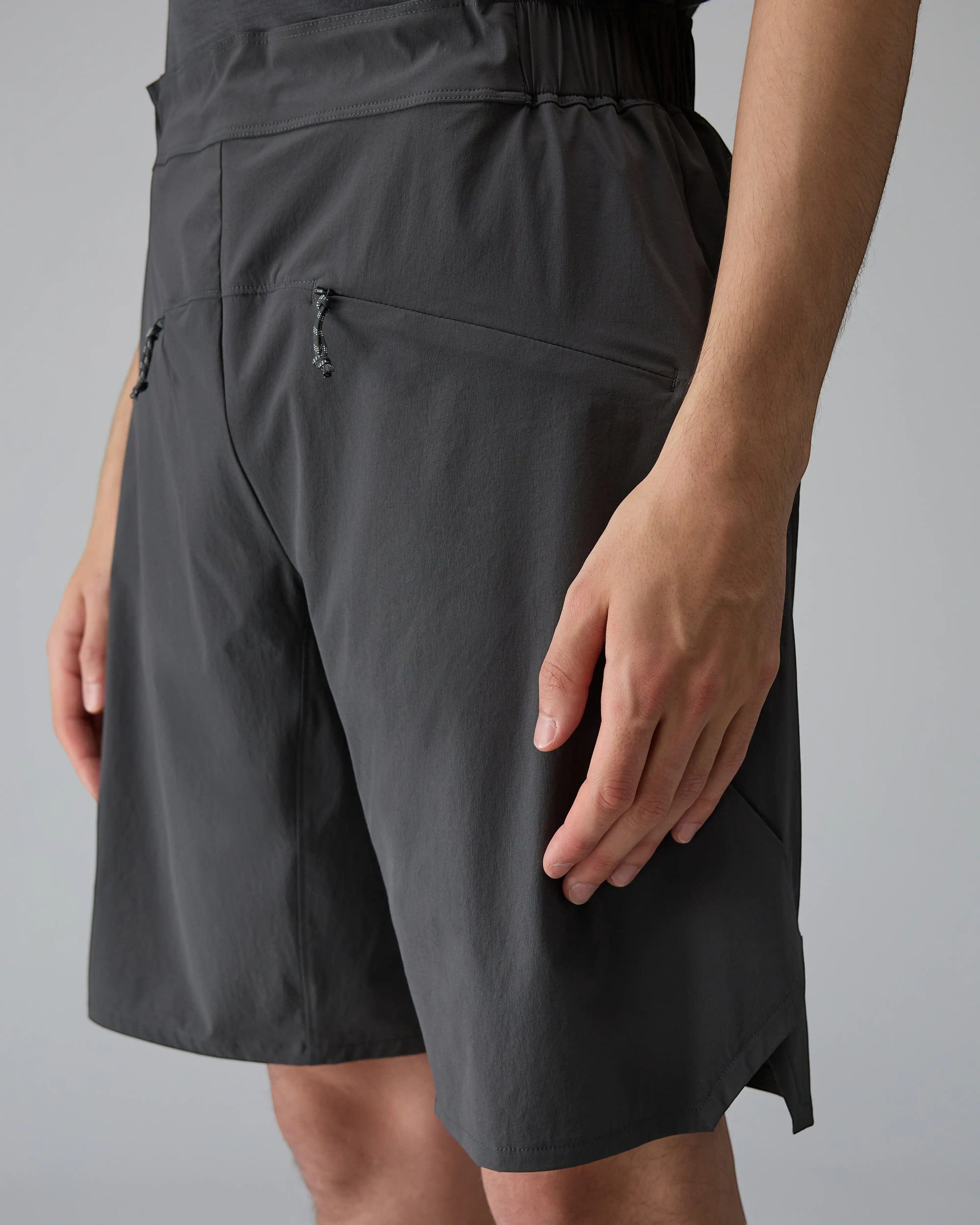 Hiking Patrol x Mammut Light Shorts - Gabbro Shorts Mammut 