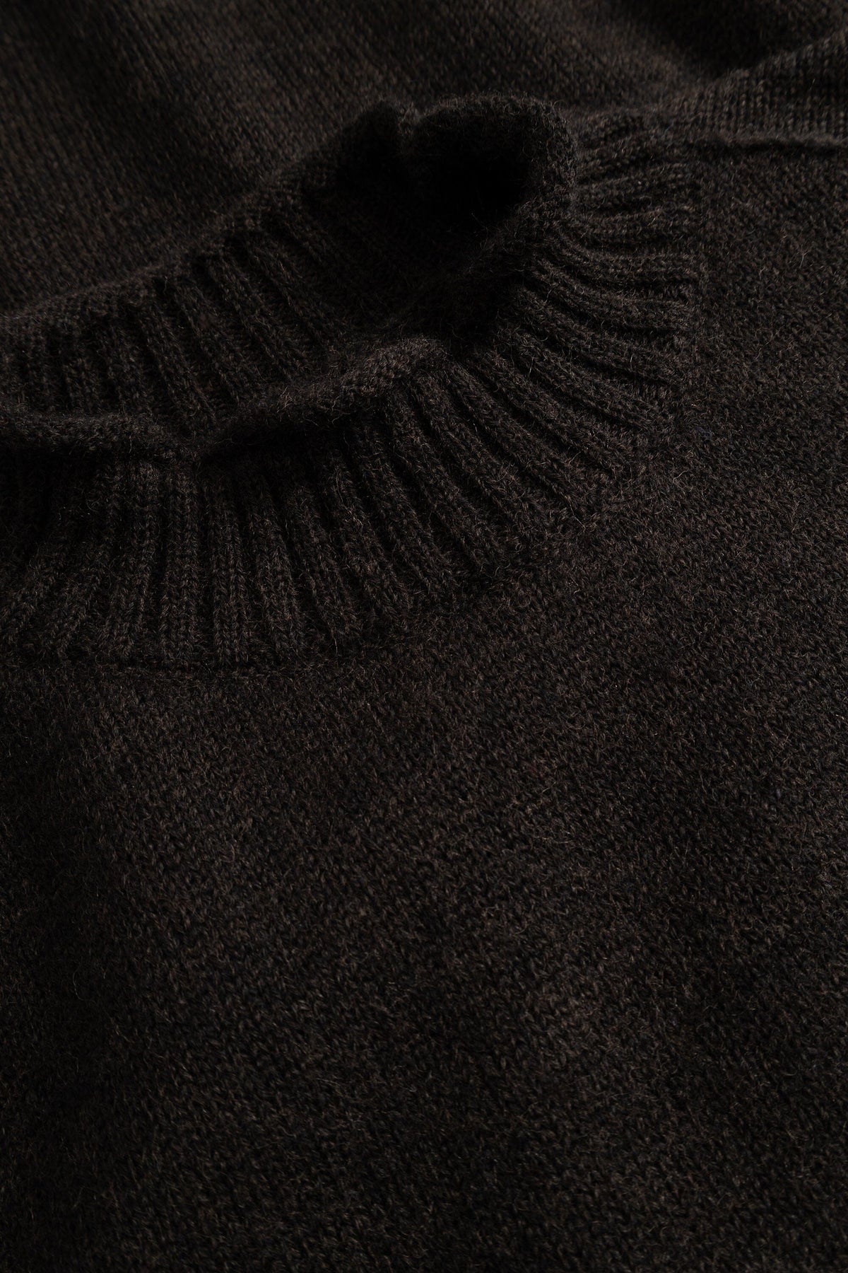 Norse Projects - Sagvatnet Wool Roll Neck Sweater - Delicioso Brown Genser Norse Projects 