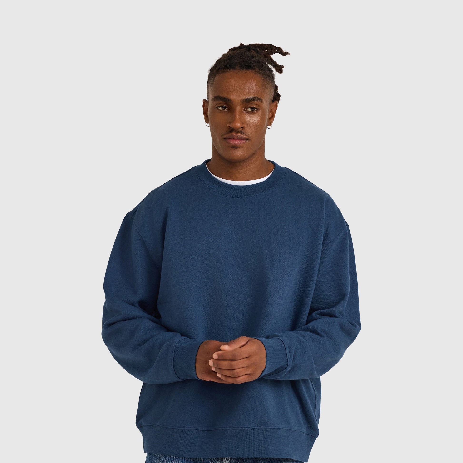 Organic Basics Weekend Boxy Fit Crewneck Sweatshirt - Midnight Blue Sweatshirt Organic Basics 