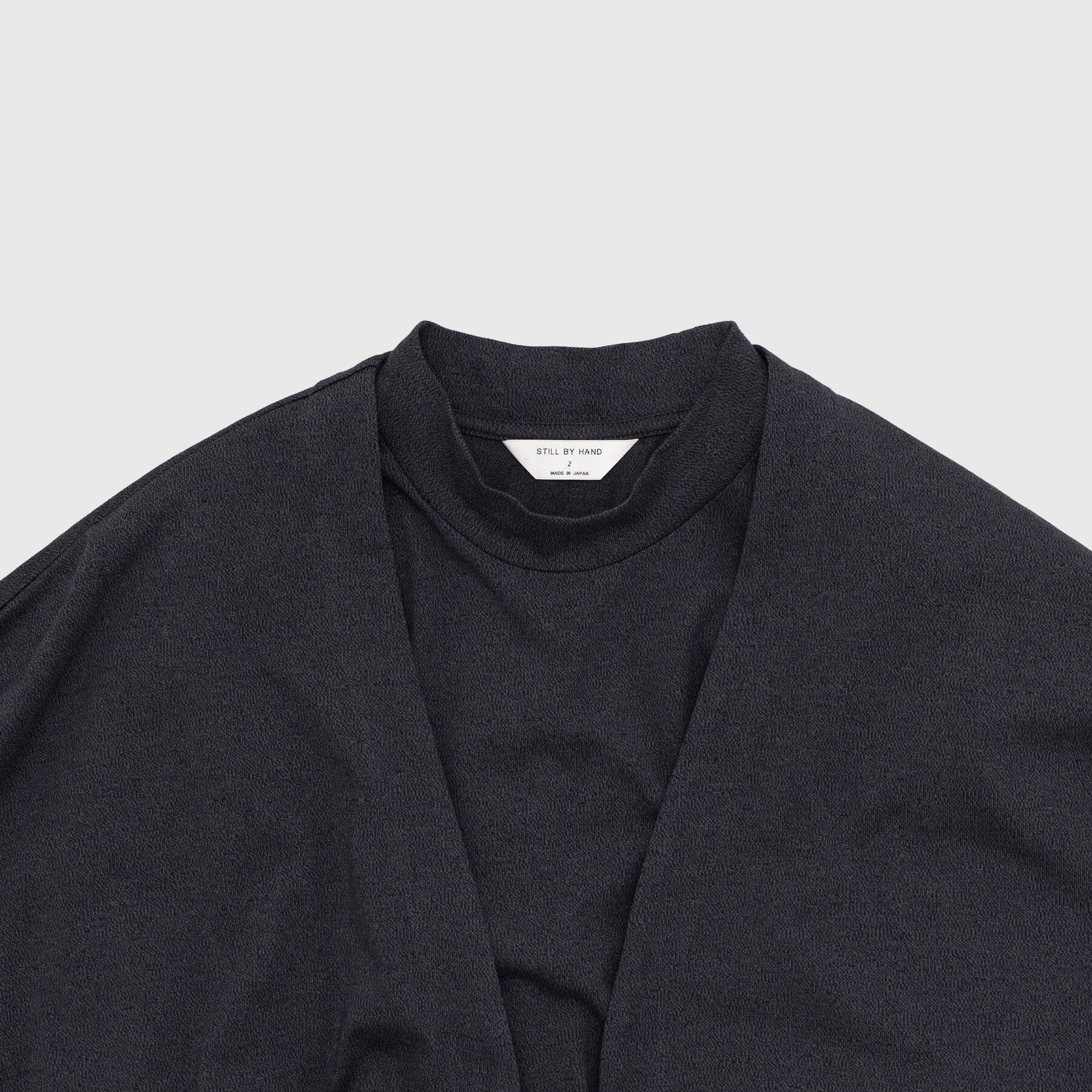 Still by Hand Mixed Colour T-Shirt - Black Navy T-shirt Still By Hand 