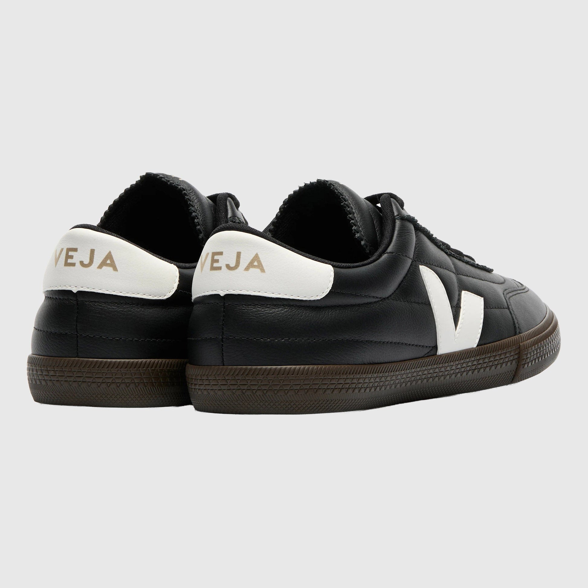 Veja Panenka Leather Sneaker - Black / White Sneakers Veja 