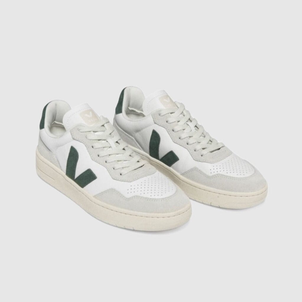 Veja V-90 OT Leather Sneaker - Extra-White / Cyprus Sneakers Veja 
