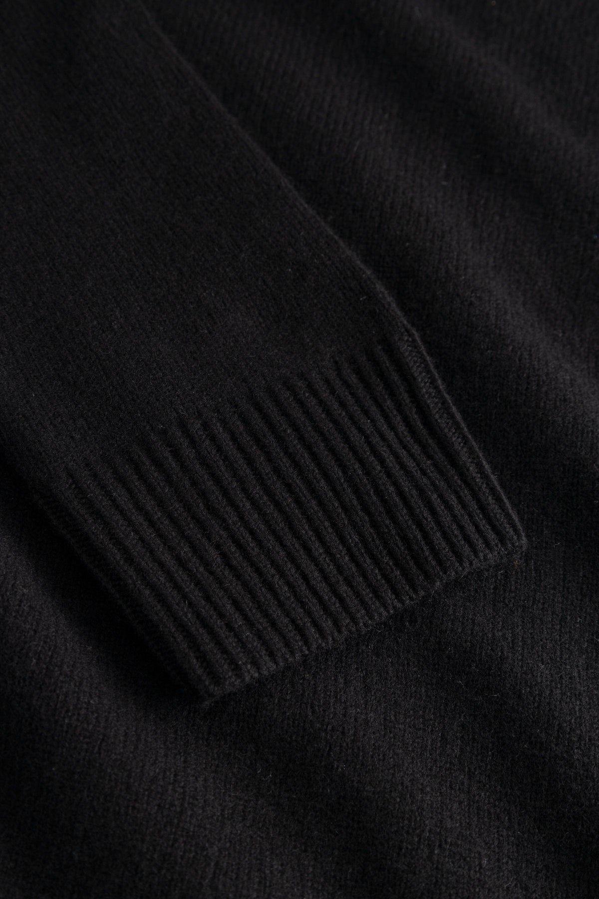 Wood Wood - WWlogo Crew Neck - Black Genser Wood Wood 