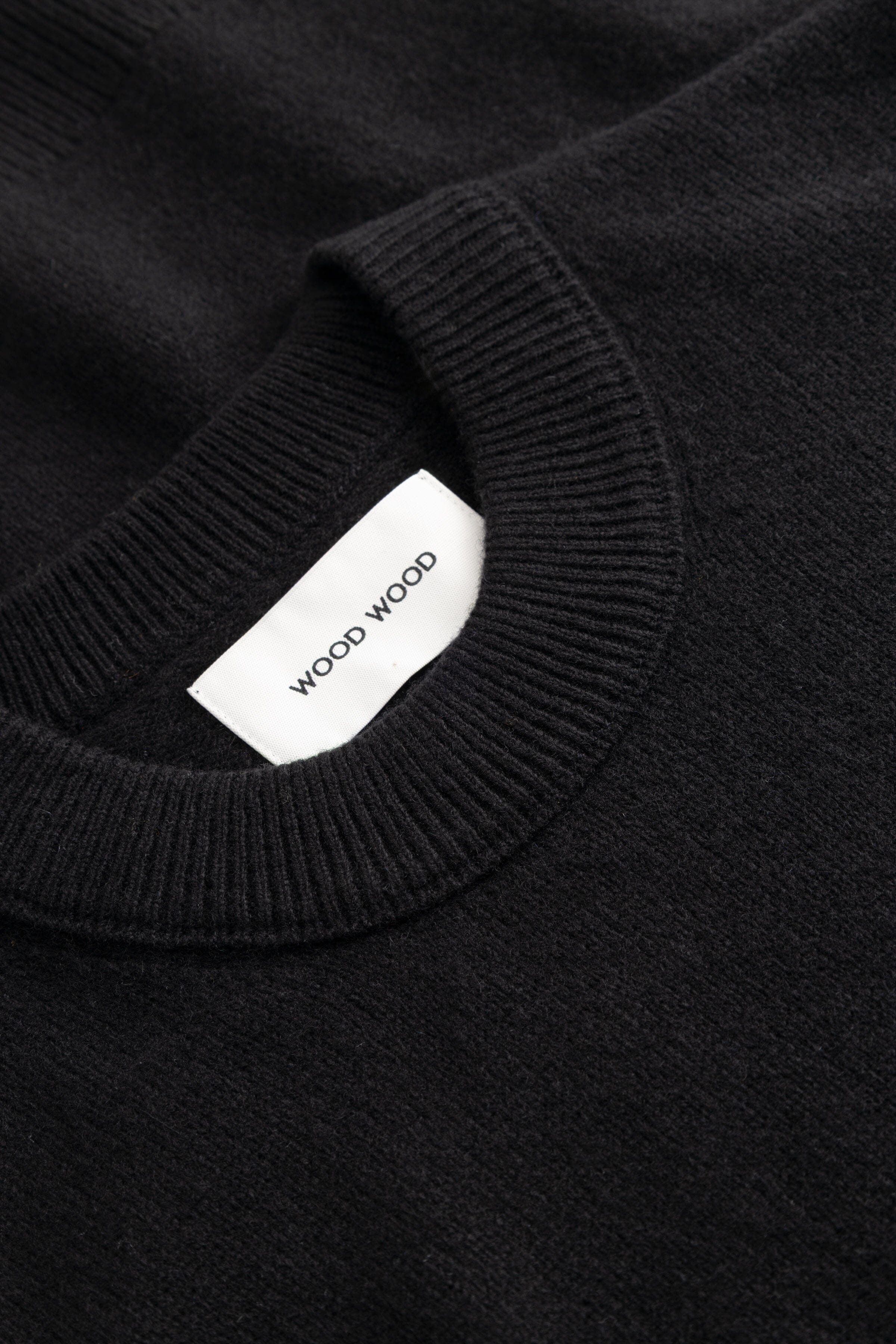 Wood Wood - WWlogo Crew Neck - Black Genser Wood Wood 